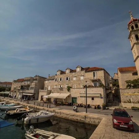 Stone House Seaside Retreat On Brac Island 苏提万